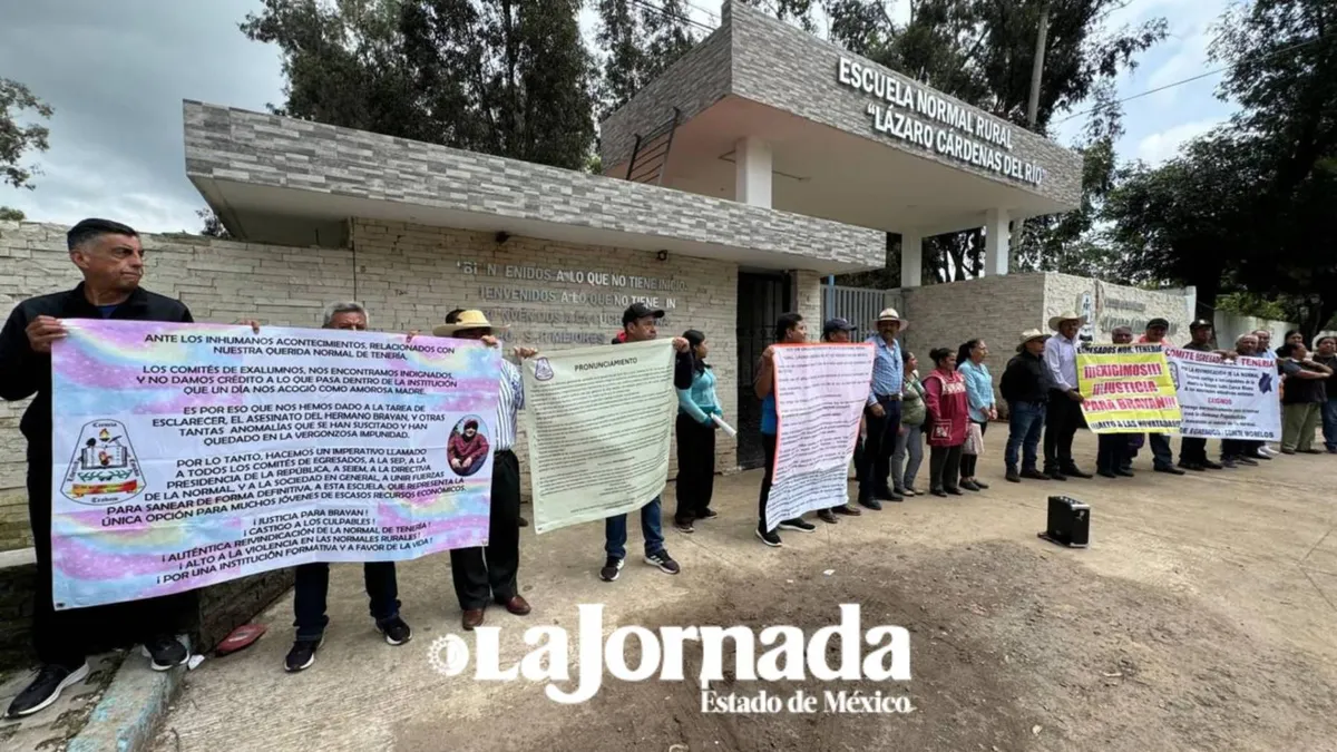 Acusan egresados de Normal de Tenería que esta ya no forma docentes; exponen caso de violencia