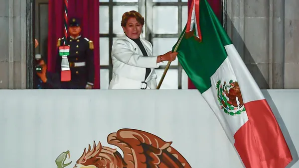 Delfina Gómez encabeza su segundo Grito de Independencia en el Edoméx
