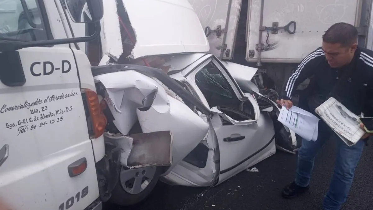 Circuito Exterior Mexiquense se encuentra congestionado por fuerte percance vehicular