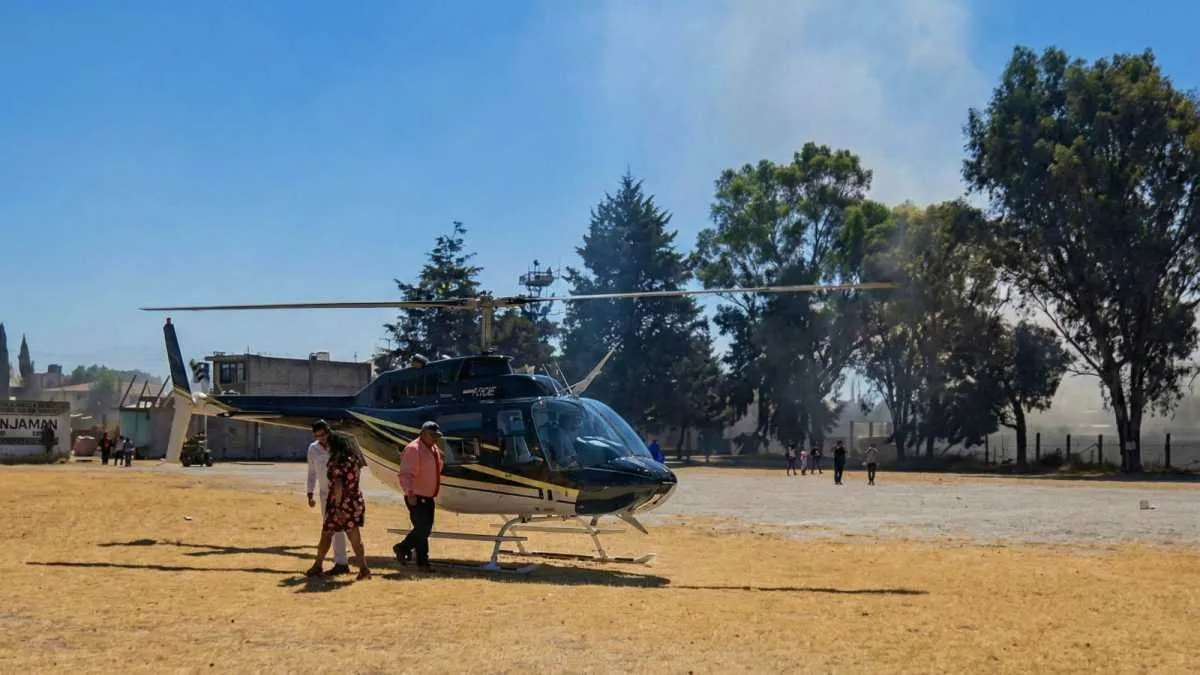 Alcalde de Chiconcuac usa helicóptero para carnaval