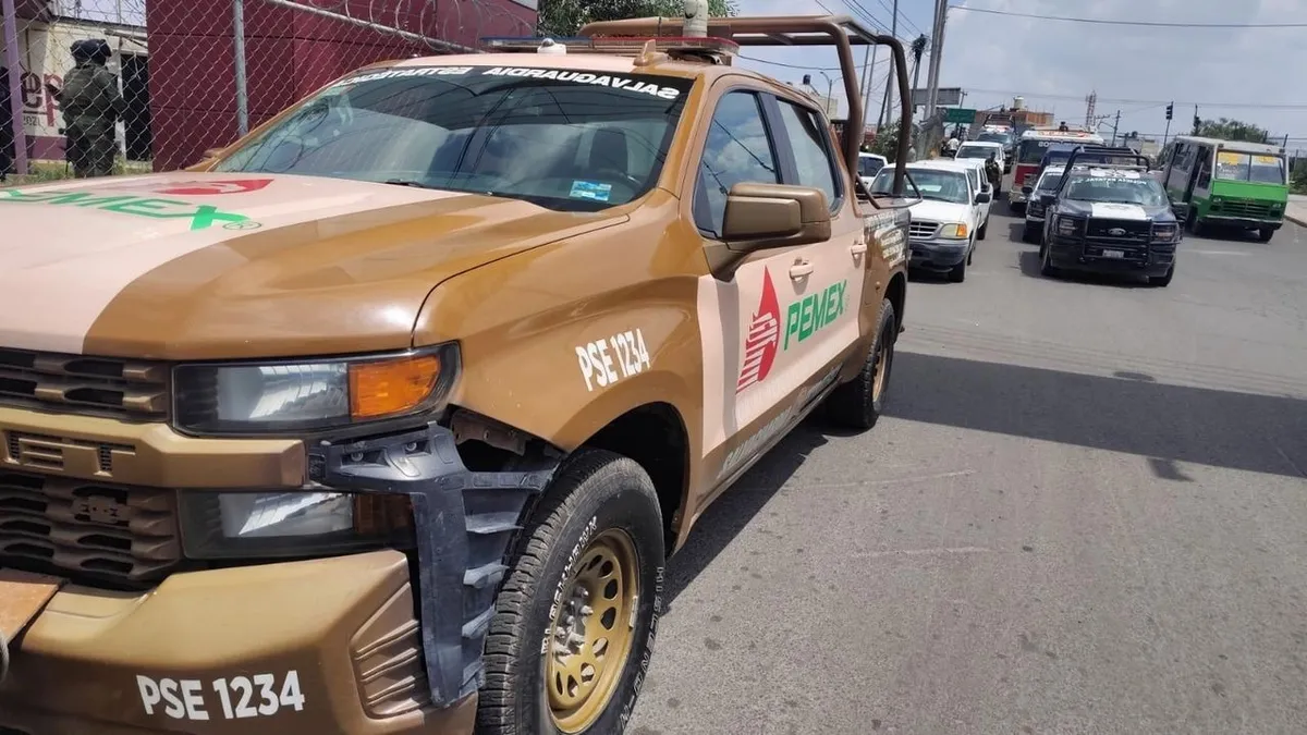 Localizan toma clandestina de Pemex en Ecatepec