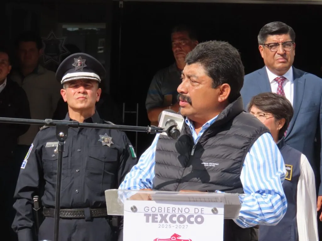 Gobierno de Texcoco entregó uniformes a 420 elementos de seguridad pública y movilidad