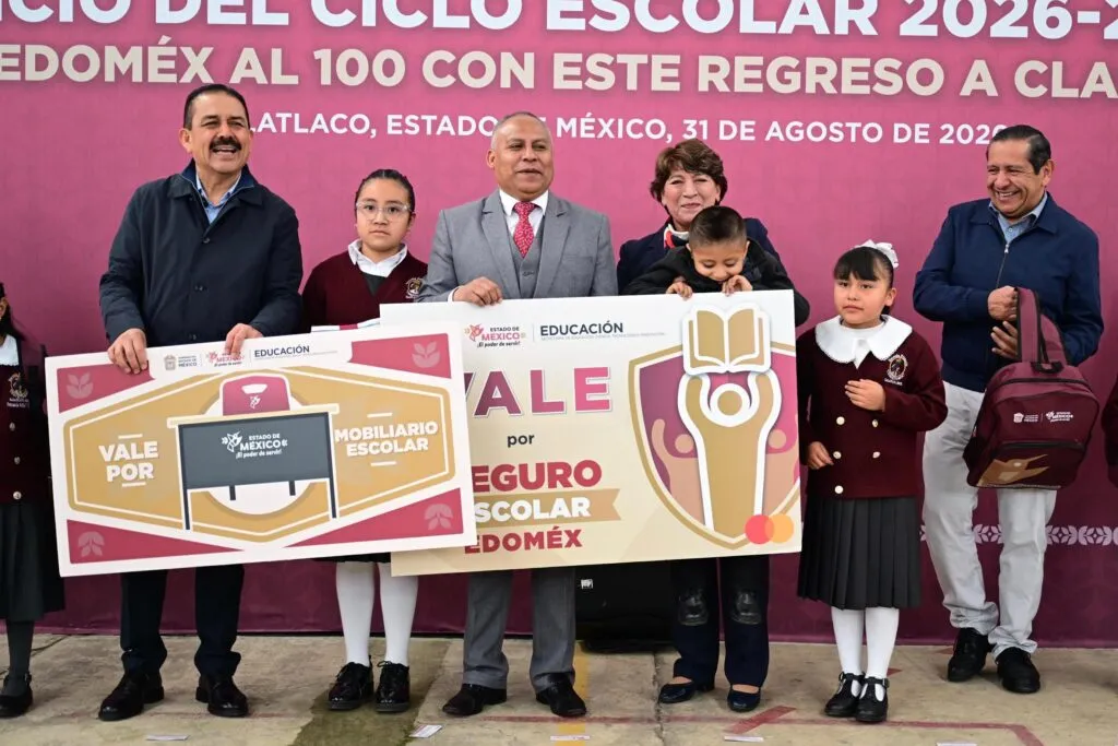 Delfina Gómez encabeza regreso a clases 2026-2027 en Xalatlaco