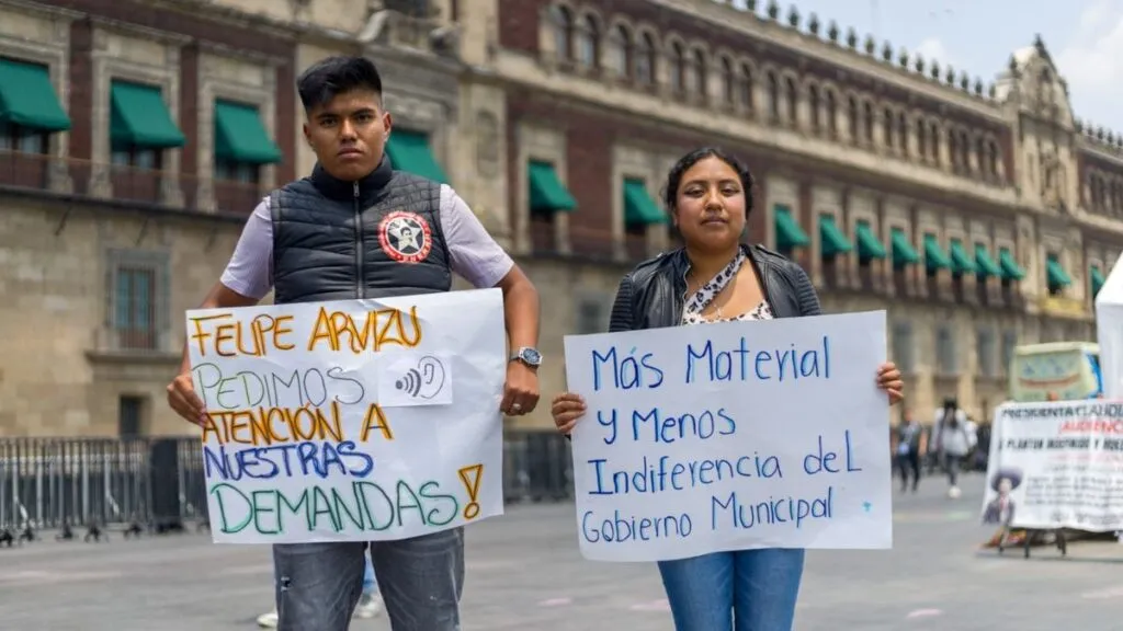 Federación Nacional de Estudiantes Revolucionarios anuncia movilización a Palacio Nacional