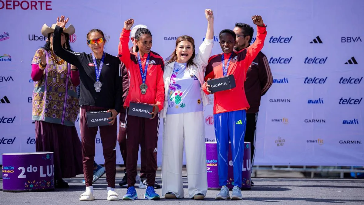Maratón de CDMX impone récord: hubo 34 mil corredores