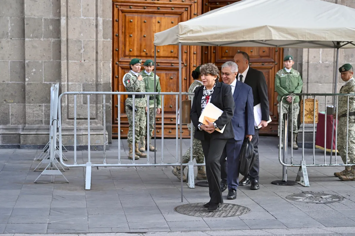 Delfina Gómez Álvarez se reúne con el Gabinete de Seguridad Federal en Palacio Nacional