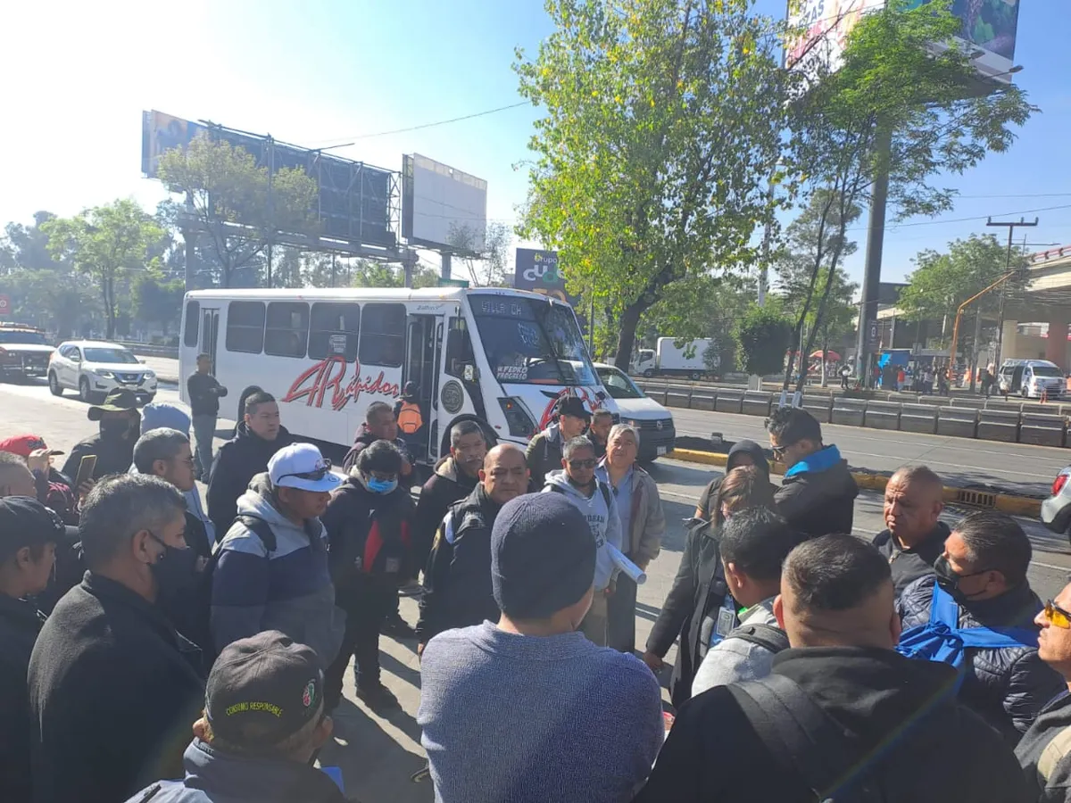 Naucalpan: Chóferes de diferentes rutas piden no aumente el número de unidades