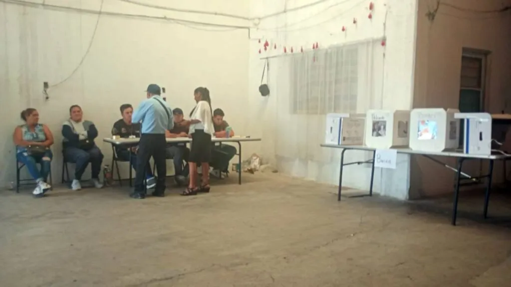 Vecinos de Fimesa, Tultitlán, amenazan con bloquear la López Portillo ante negativa de voto