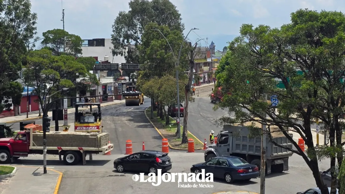 Cerrada la entrada a Metepec por repavimentación de calles
