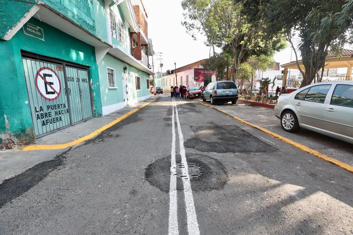 Reportes por malos olores movilizan a autoridades en Tlalnepantla.