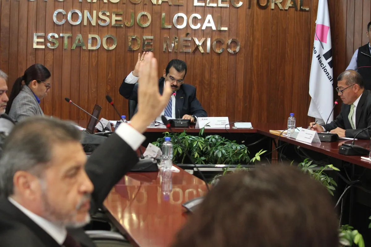 Denuncian intento de engaño en registro del INE