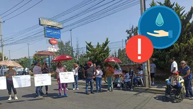 Habitantes de Nezahualcóyotl exigen agua potable con bloqueo en Bordo de Xochiaca.