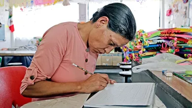 Plataforma para terminar primaria y secundaria par adultos en el Edomex.