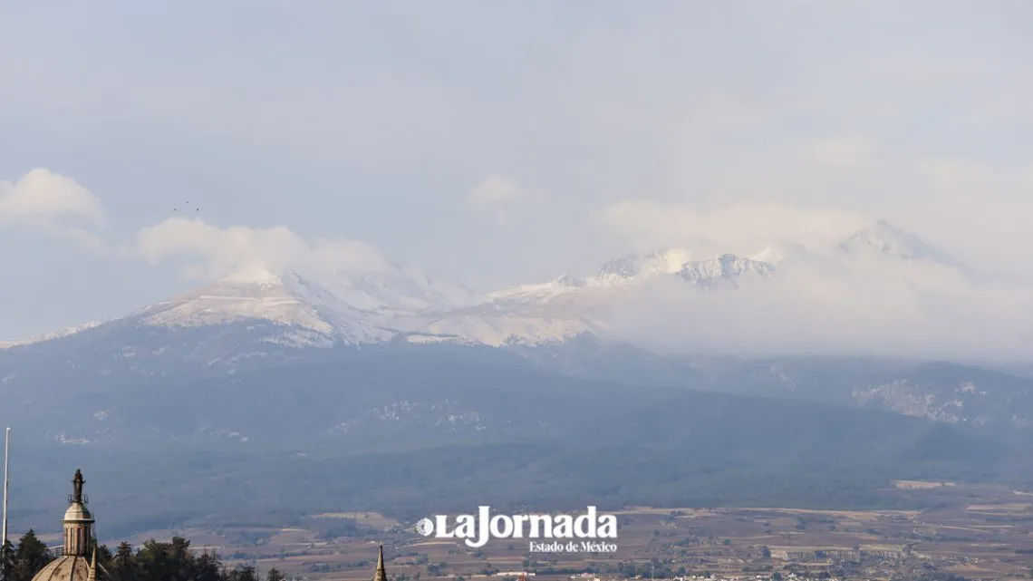 Edomex: Frente frío provoca nevadas y lloviznas