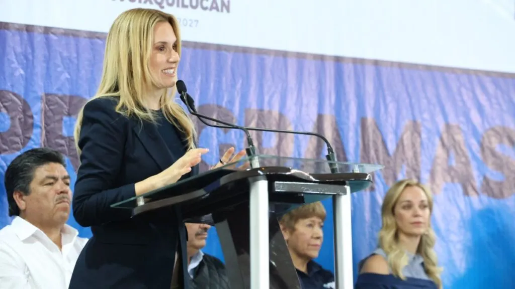 Más de 11 mil personas de Huixquilucan recibirán las tarjetas Familiar, Mamá Soltera, Plateada y Personas con Discapacidad