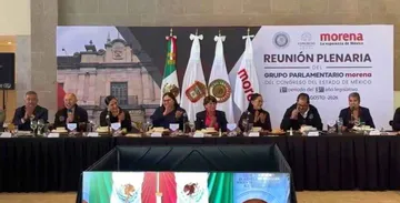 Delfina Gómez acude a reunión plenaria de Morena