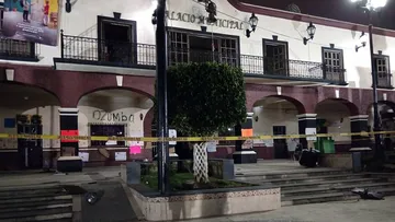 Destrozos en presidencia municipal de Ozumba tras hallar cuerpo de Itzel