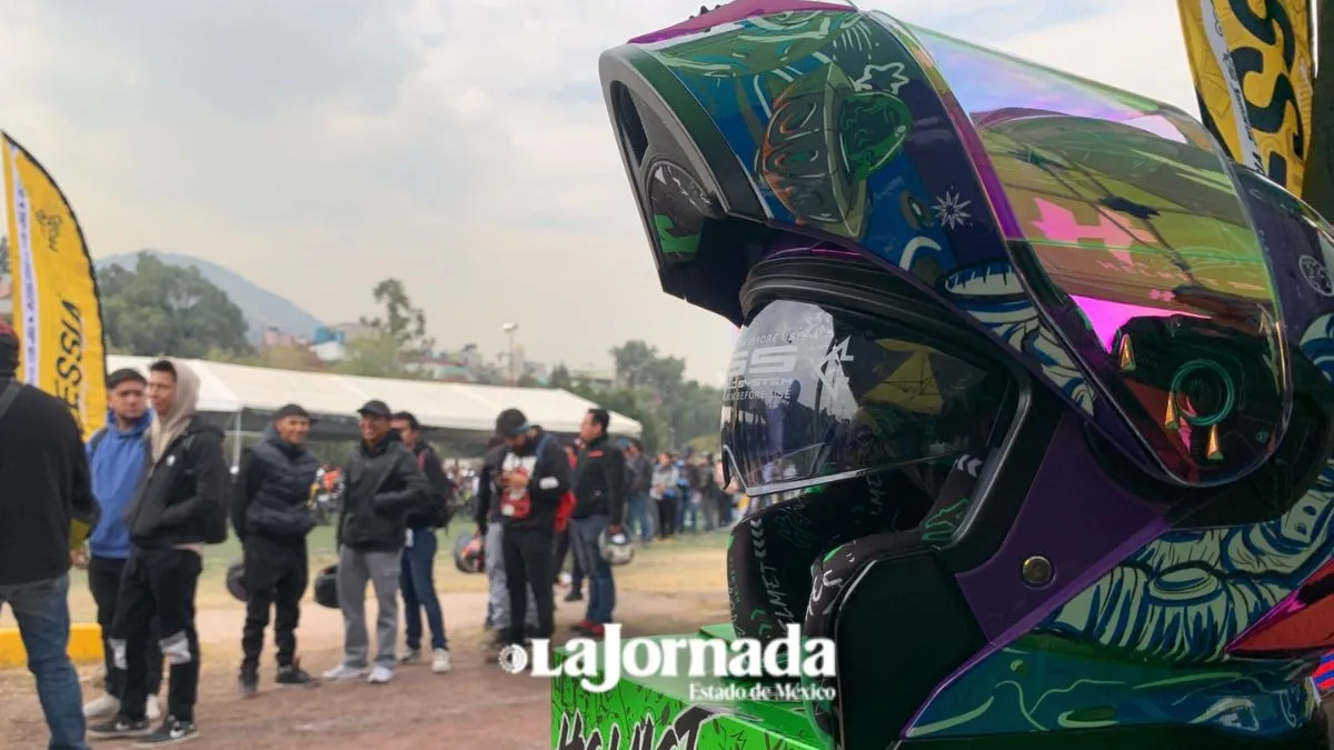 Ecatepec da mil cascos certificados a motociclistas