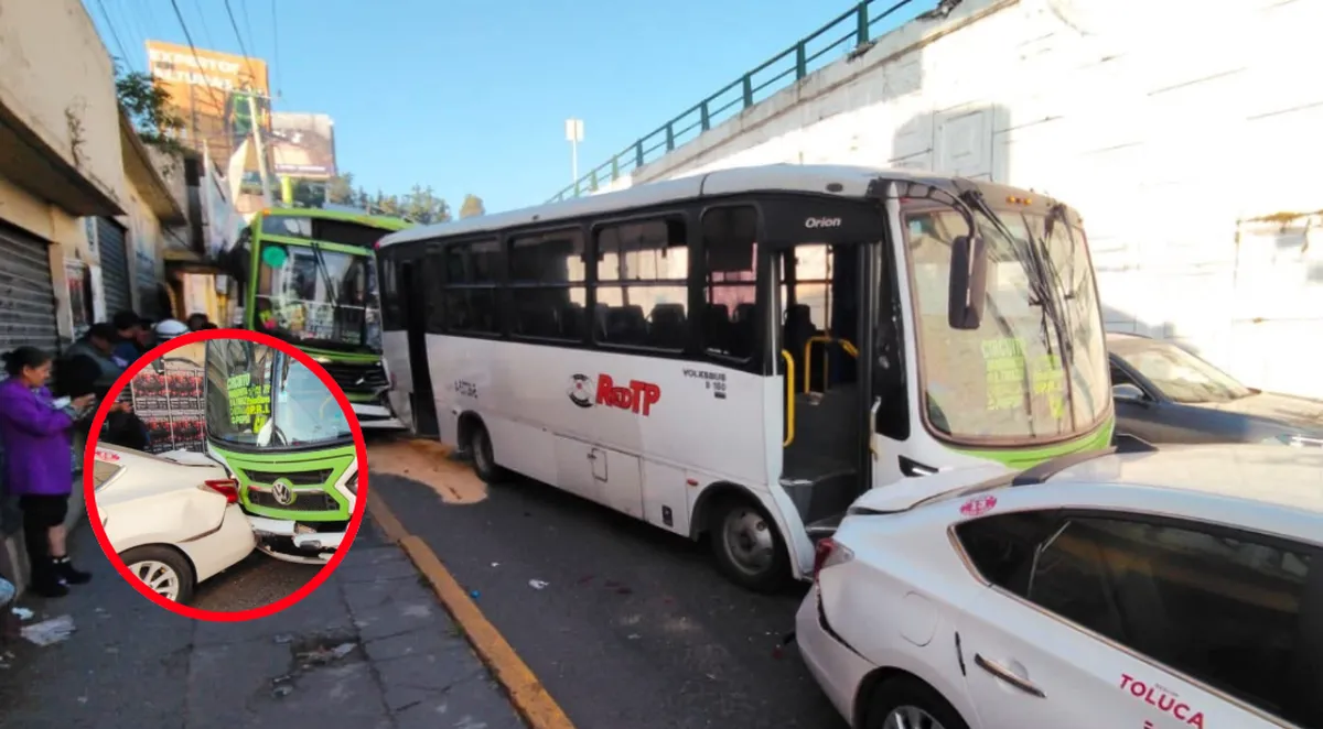 Choque en camión de transporte público en Toluca deja 15 lesionados