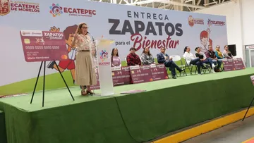 Azucena Cisneros inició la entrega de 35 mil apoyos del programa “Zapatos para el Bienestar”