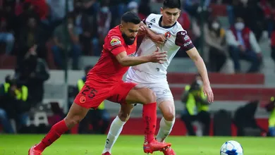 Se jugó el primer juego del fútbol mexicano, la fecha 8 llegó al Estadio Nemesio Díez, el Toluca FC recibió a Xolos de Tijuana