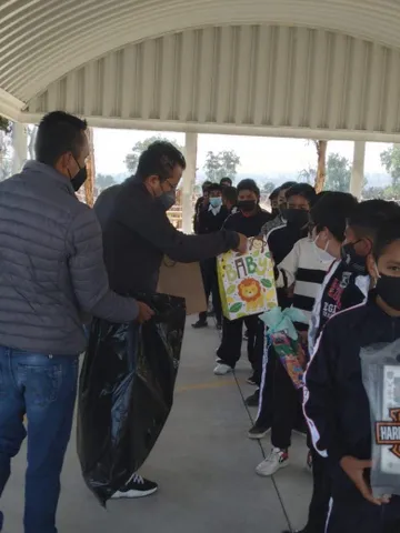 Niños de Teotihuacán se convierten en el Cuarto Rey Mago