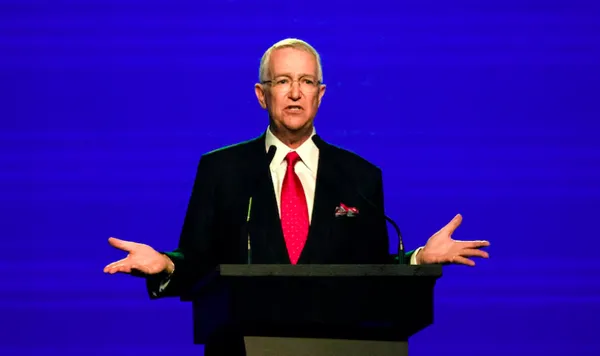 El empresario Ricardo Salinas Pliego deberá pagar al SAT las dudas que acarrea desde el sexenio de Felipe Calderón y Enrique Peña Nieto.