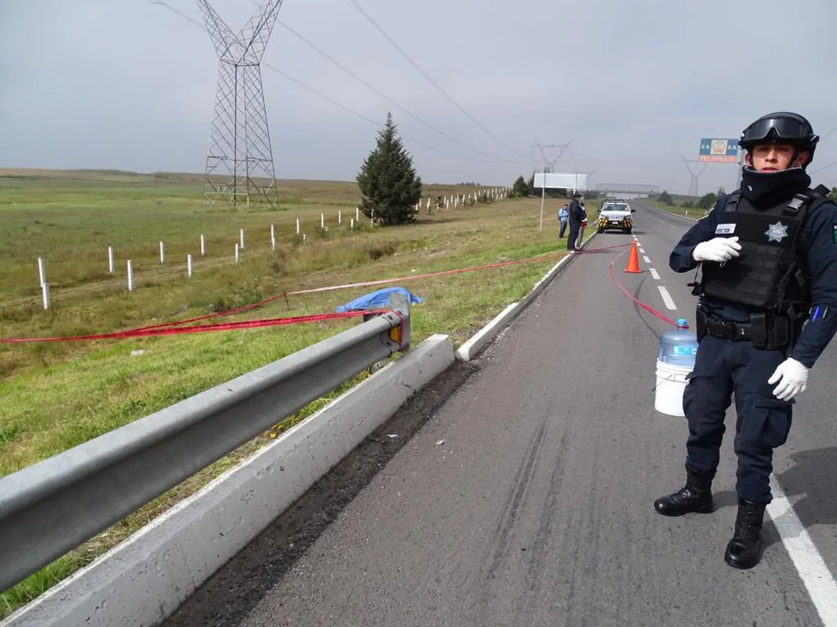 #Video Arrojan cadáver en la autopista Toluca-Valle de Bravo