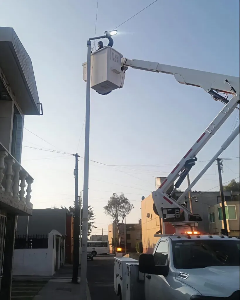 Metepec brilla con modernización de alumbrado: 3,429 nuevas luminarias refuerzan la seguridad