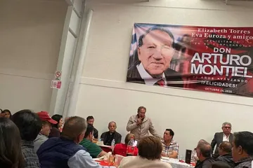 Arturo Montiel reaparece en Nezahualcóyotl y reúne a viejos liderazgos del PRI