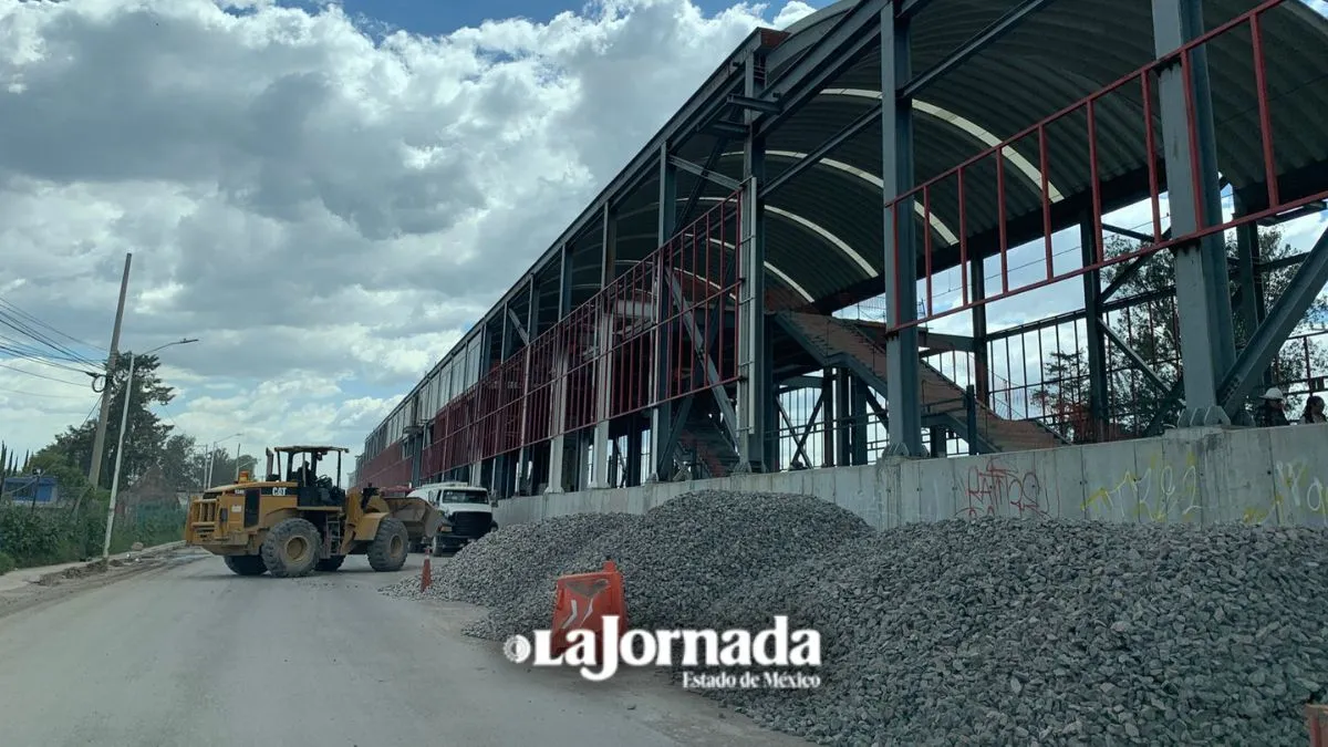 Vecinos de Tultepec dudan pronta conclusión de obras del Tren Suburbano