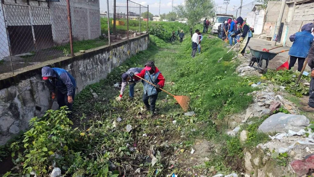 Ecatepec: Reducen inundaciones con limpieza de barrancas