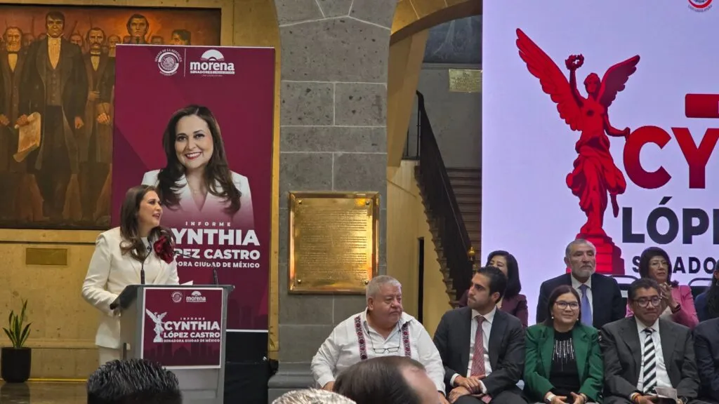 Rinde informe Cynthia López Castro; “estoy del lado correcto de la historia”