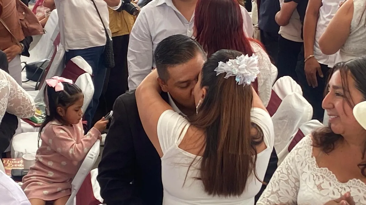 Matrimonios a la baja en jornada de bodas colectivas