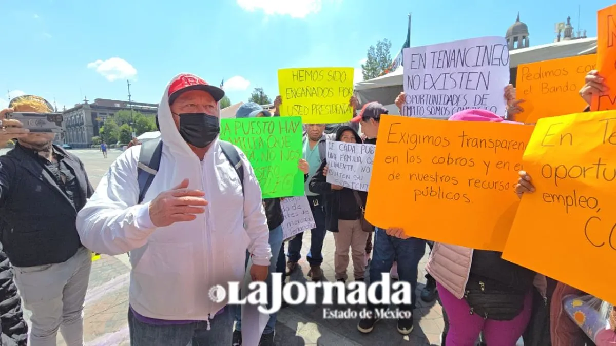 Comerciantes de Tenancingo se manifiestan en Edomex; acusan a las autoridades municipales de irregularidades