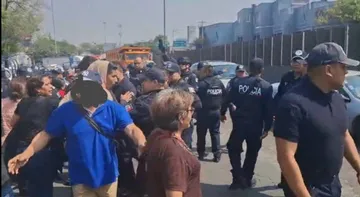 Naucalpan: Desalojan a vecinos que exigían suministro de agua