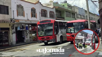 ​La ley del más fuerte en el transporte en el Centro Histórico de Toluca