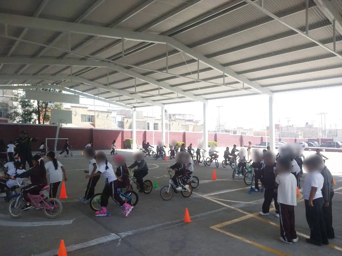 Edomex: Policías imparten plática de seguridad vial en escuelas