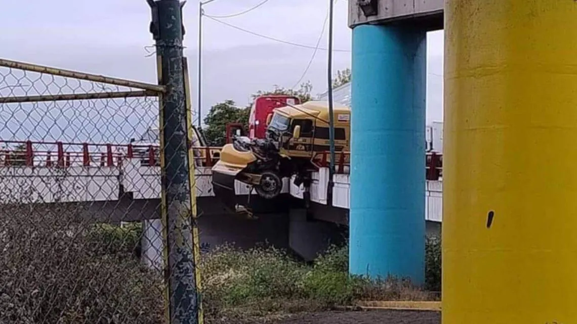 Accidentes de tráilers y camiones por sobre carga y consumo de drogas