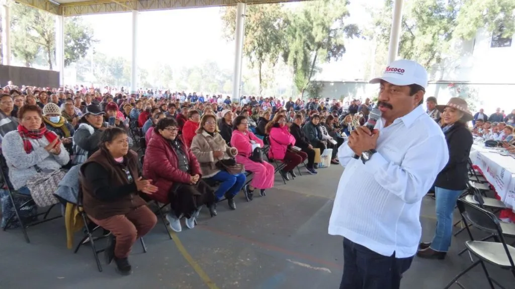 Texcoco entrega tarjetas para mujeres de 60 a 64 años