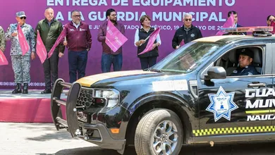Delfina Gómez entrega equipamiento a la Guardia Municipal de Naucalpan