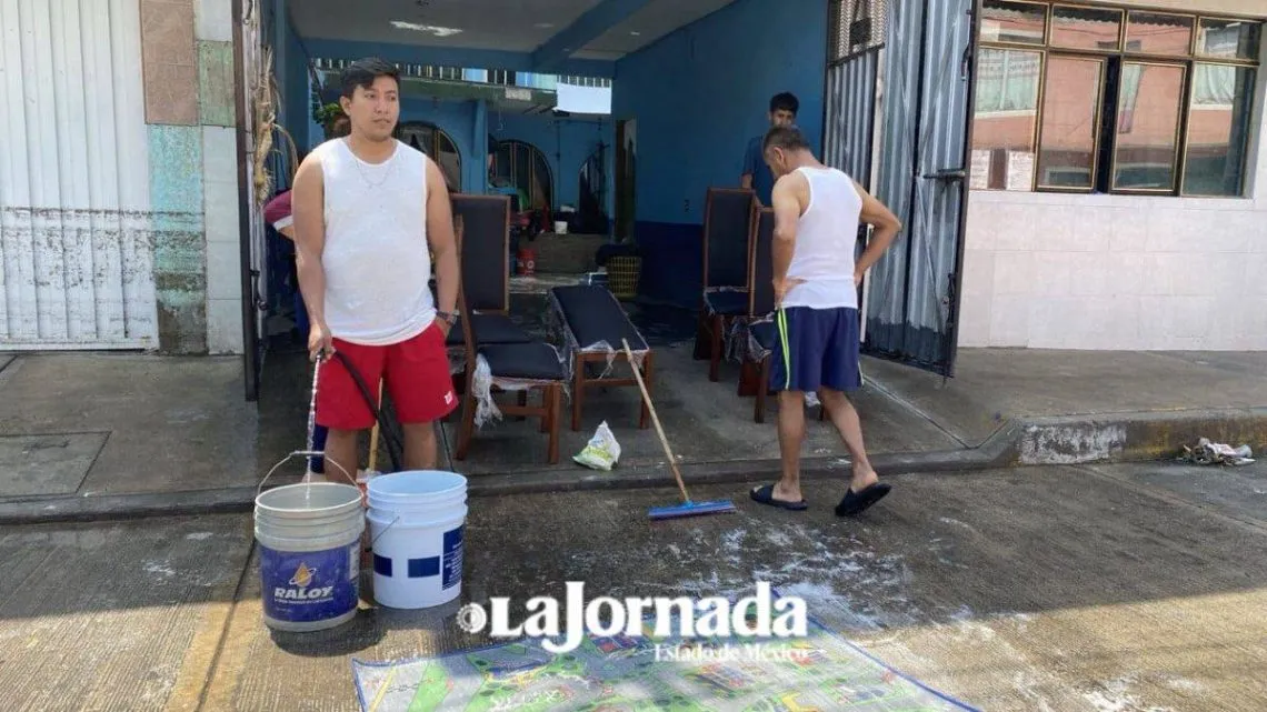 Chimalhuacán: familias pierden patrimonio por inundación