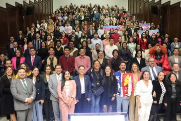 Edomex firma convenio para garantizar derechos de la comunidad LGBTTTIQ+