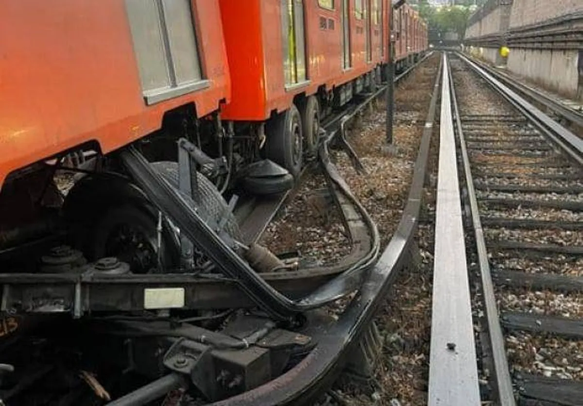 Tren del metro en Indios Verdes se descarrila