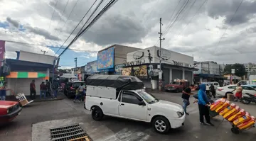 Inseguridad en Bodegas Atizapán: Locatarios cierran temprano por venta de droga