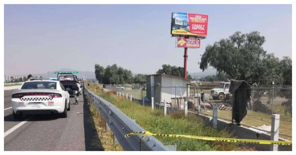 Este miércoles se localizaron 5 cuerpos a un costado de la autopista México-Pachuca en el municipio de Tecámac, Estado de México.