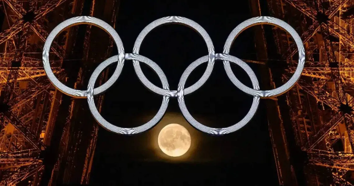 Con la Luna llena de postal, París 2024 se encuentra listo para comenzar la justa veraniega