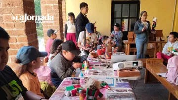 Niños aprenden la tradición de los Archileos de Teotihuacán