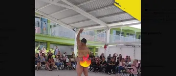 Lo que sí podemos decir es que hubo baile, no regional ni "moderno", pero de que sonó música y hubo movimiento, sin duda alguna, ya que circuló en X (antes Twitter) una imagen de un stripper haciendo su show. Foto: Captura.