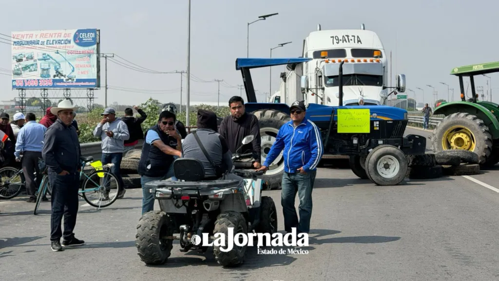 Ejidatarios de Tonanitla paralizan carretera al AIFA por conflicto territorial